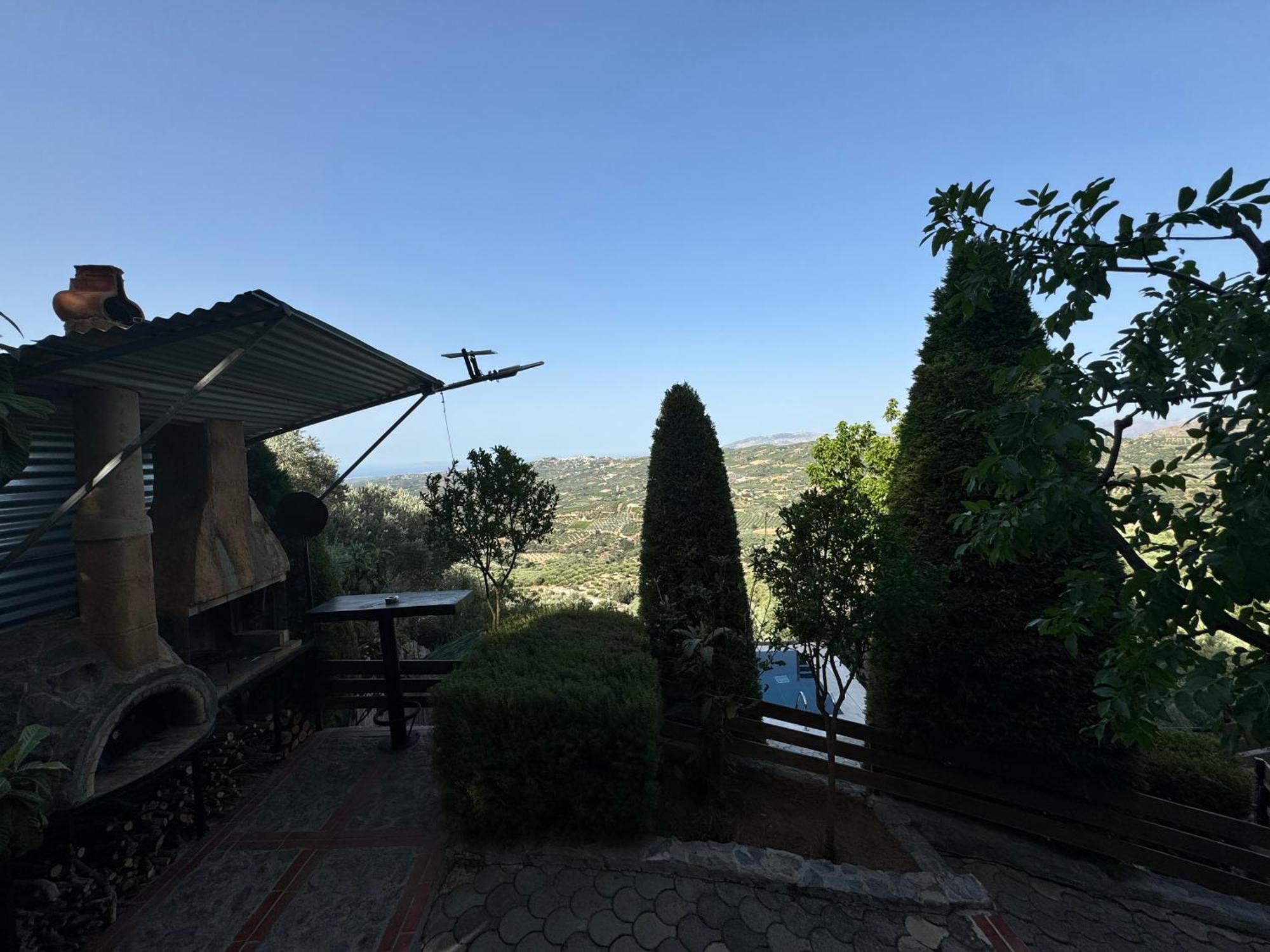Kastelas Country house
