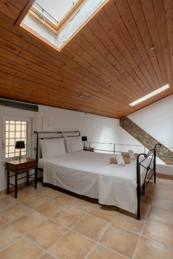 Kastelas Country house *