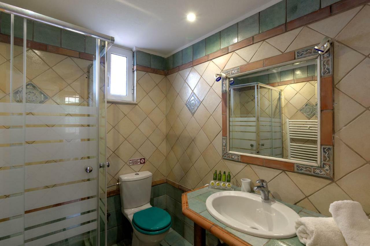 Kastelas Country house
